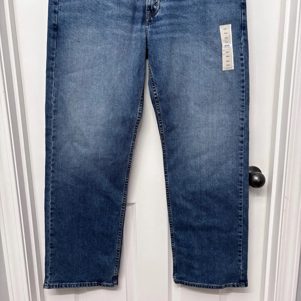 Medium Wash Loose Jeans | Levi’s Signature W36 L32 - Picture 4 of 13